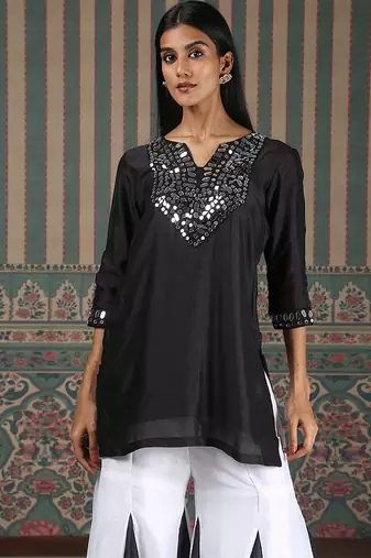 Black embroidered kurta set