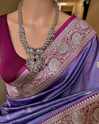 lavender banarasi silk saree with zari weaving work 2