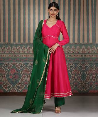 Pink embroidered anarkali set 1