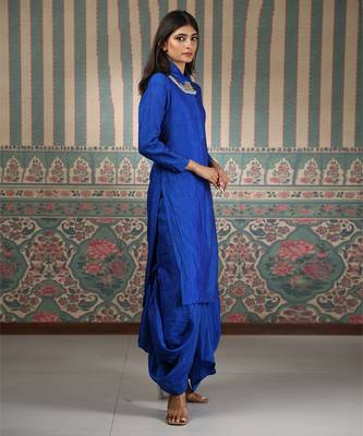 Blue embroidered kurta set 3