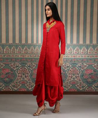 Red embroidered Kurta set 2