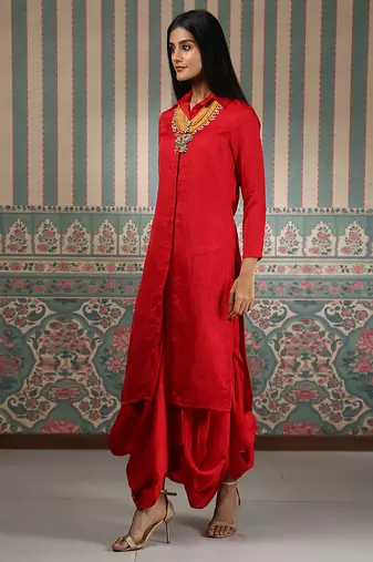 Red embroidered Kurta set