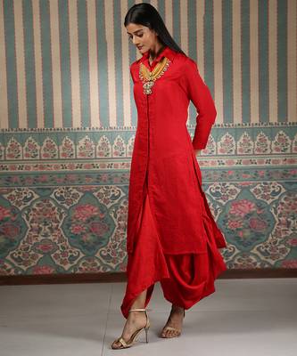 Red embroidered Kurta set 4
