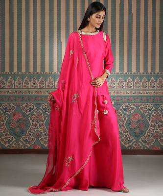 Pink embroidered sharara set 5
