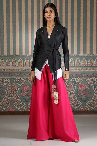 Black plain silk blend co ord set