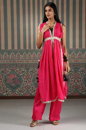 Pink embroidered kurta set