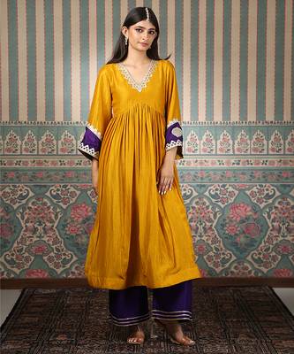 Mustard embroidered kurta set 1