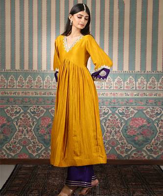 Mustard embroidered kurta set 3
