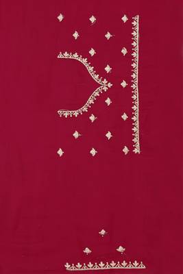 red crepe silk saree with zarkan diamond work 5