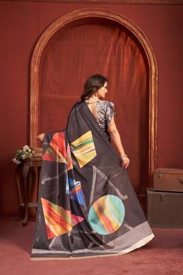 abstract printed crepe art silk saree with printed blouse 2