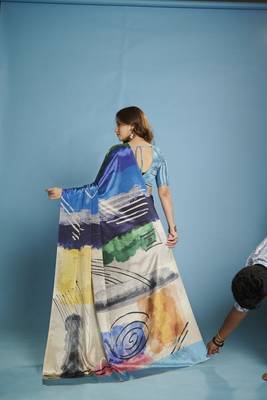 Blue  printed saree with blouse 2