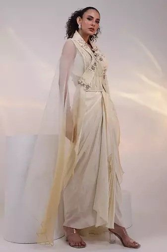 White embroidered crepe co ord set
