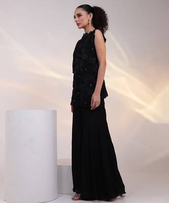 Black embroidered crepe co ord set 1