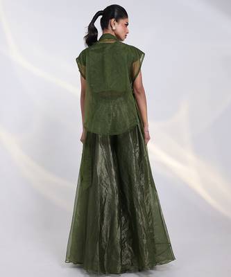 Green embroidered crepe co ord set 2