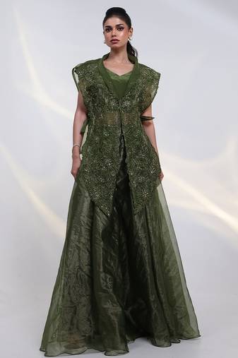 Green embroidered crepe co ord set