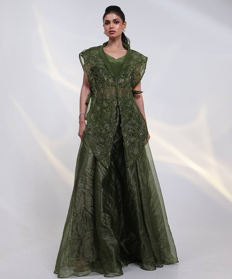 Green embroidered crepe co ord set