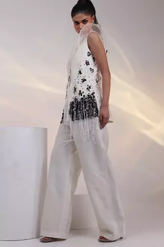 White embroidered crepe co ord set