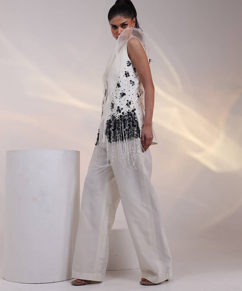 White embroidered crepe co ord set