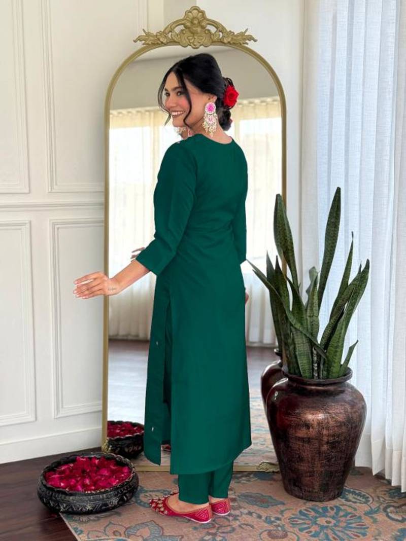 green roman silk straight kurta pant and dupatta set