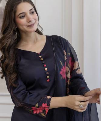 black  printed a-line kurta pant and dupatta set 2