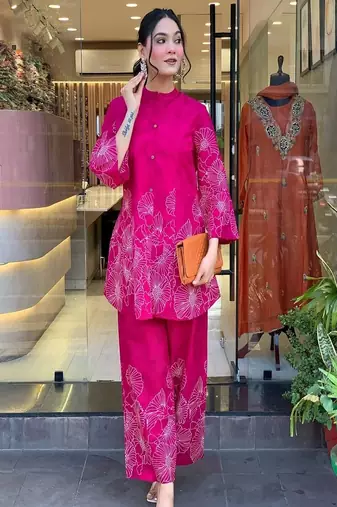 pink floral printed round neck cotton co-ord set