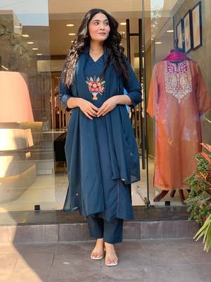 blue floral embroidered  cotton kurta with trouser and dupatta 1