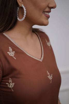 brown floral embroidered cotton kurta with trouser 4