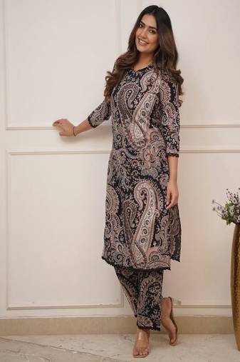 black floral printed round neck cotton kurta with trouser