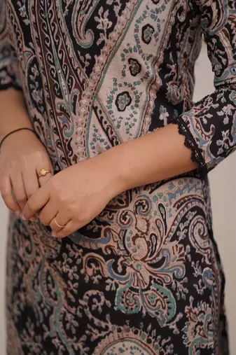 black floral printed round neck cotton kurta with trouser