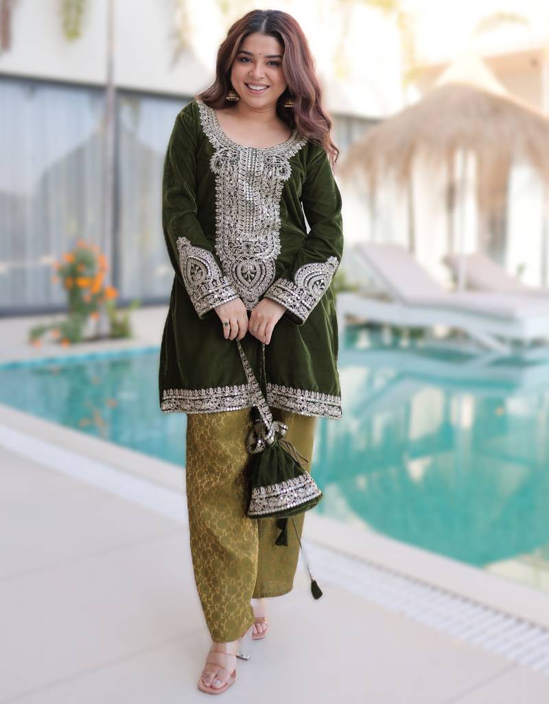 Mehendi velvet zari embroidered top pant with batwa