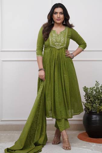 green cotton embroidered straight kurta pant and dupatta set