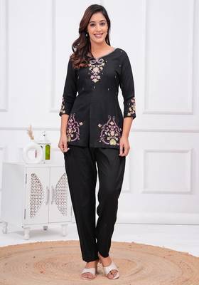 black floral embroidered boat neck rayon kurta with trouser 1