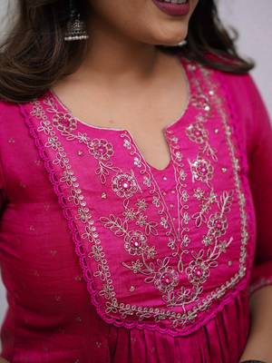 pink cotton embroidered straight kurta pant and dupatta set 3