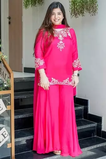 pink floral embroidered  chanderi kurta with trouser and dupatta
