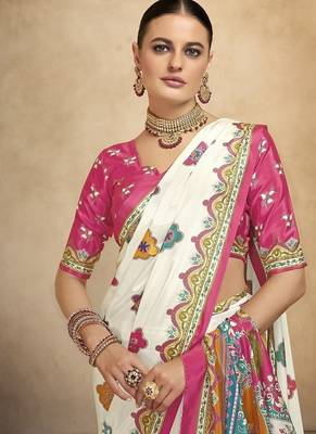 Cream digital foil  printed saree with blouse 2