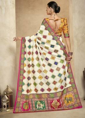 multicolor digital foil  printed saree with blouse 4