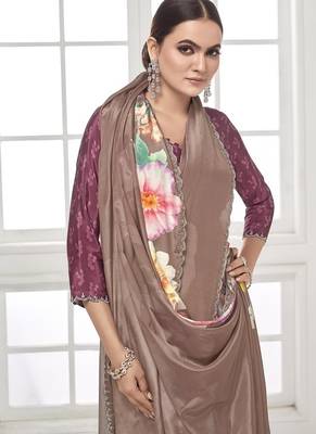 coffee  printed saree with blouse or saraowski border 3
