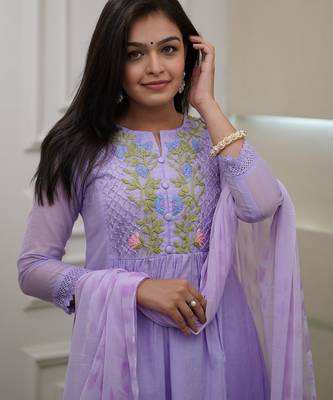 lavender georgette thread flared kurta pant and dupatta set 2