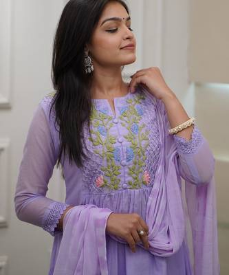 lavender georgette thread flared kurta pant and dupatta set 4
