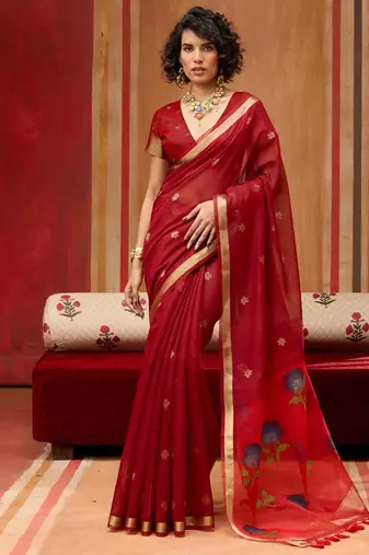 Red munga cotton handloom weaving organza weaving pallu  traditional wear saree