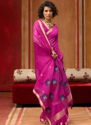 Rani pink munga cotton handloom weaving organza weaving pallu  traditional wear saree 3
