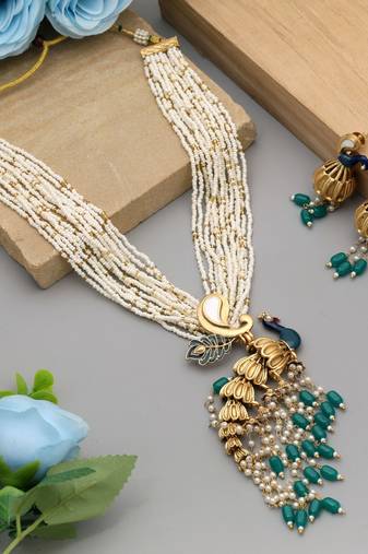Green color peacock inspired matte gold necklace set