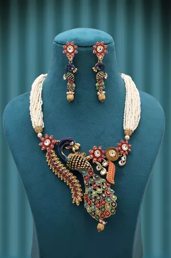 Multi color peacock inspired matte gold necklace set