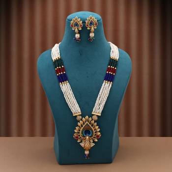 Multi color peacock feather matte gold necklace set 2