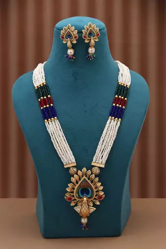 Multi color peacock feather matte gold necklace set