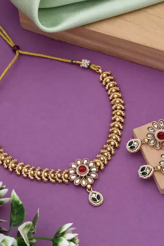 Rani & green color matte gold necklace set