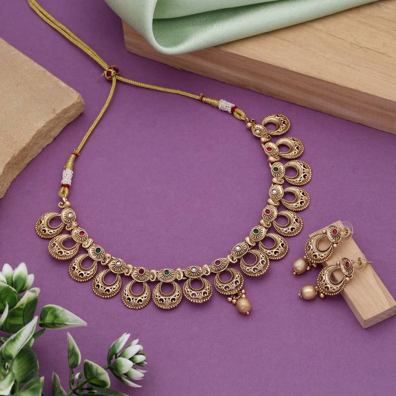 Rani & green color matte gold necklace set