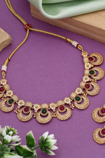Rani & green color matte gold necklace set