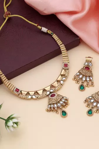 Rani & green color matte gold necklace set