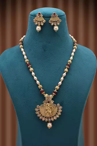 Maroon color lord radha krishna matte gold necklace set